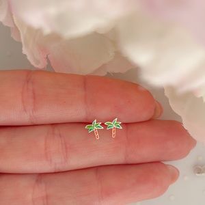 925 Sterling silver tiny palm tree stud earrings